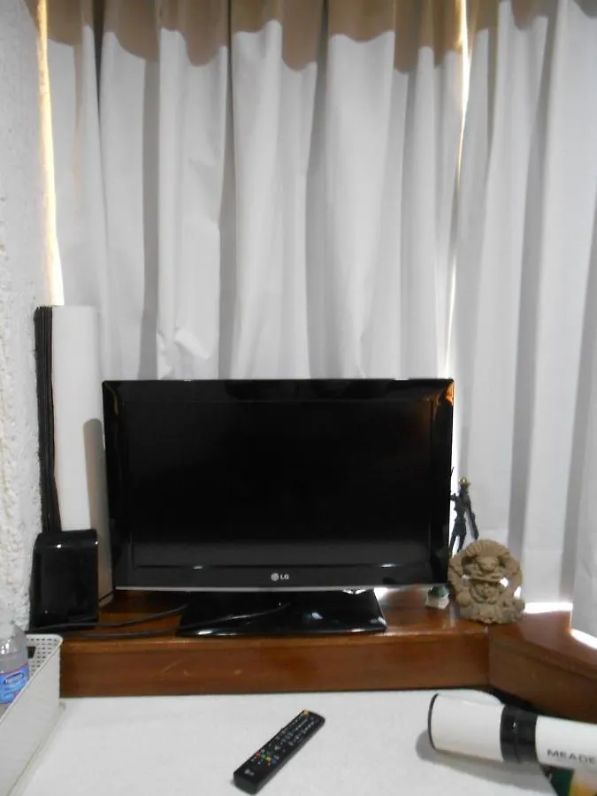 Habitacion Amplia Cerca De Andares 과달라하라 홈스테이